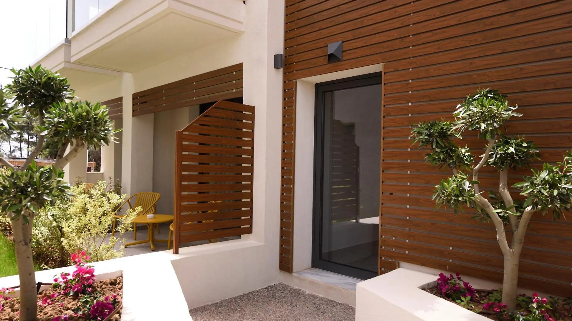 Falena Luxury Rooms Kalyves Polygyrou 4*,