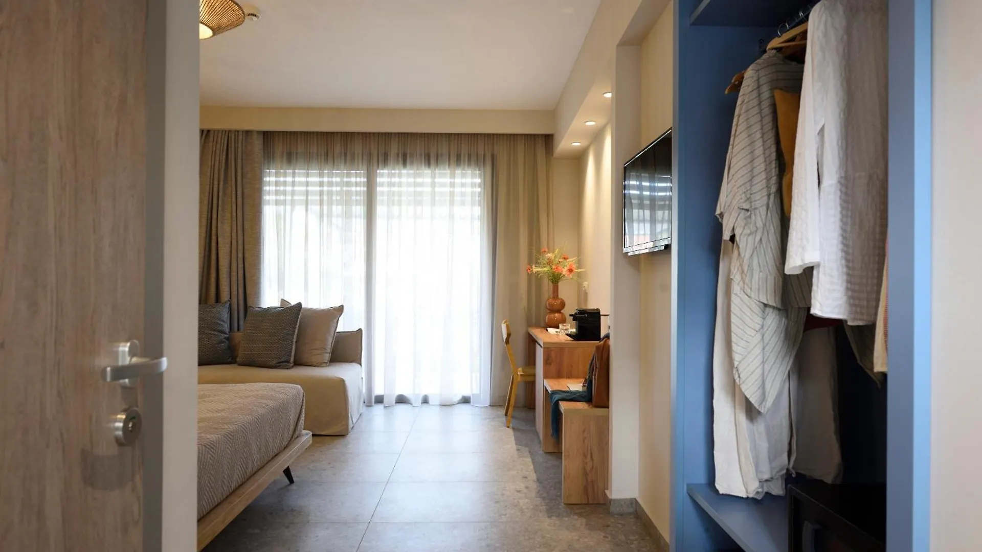 Falena Luxury Rooms Kalyves Polygyrou